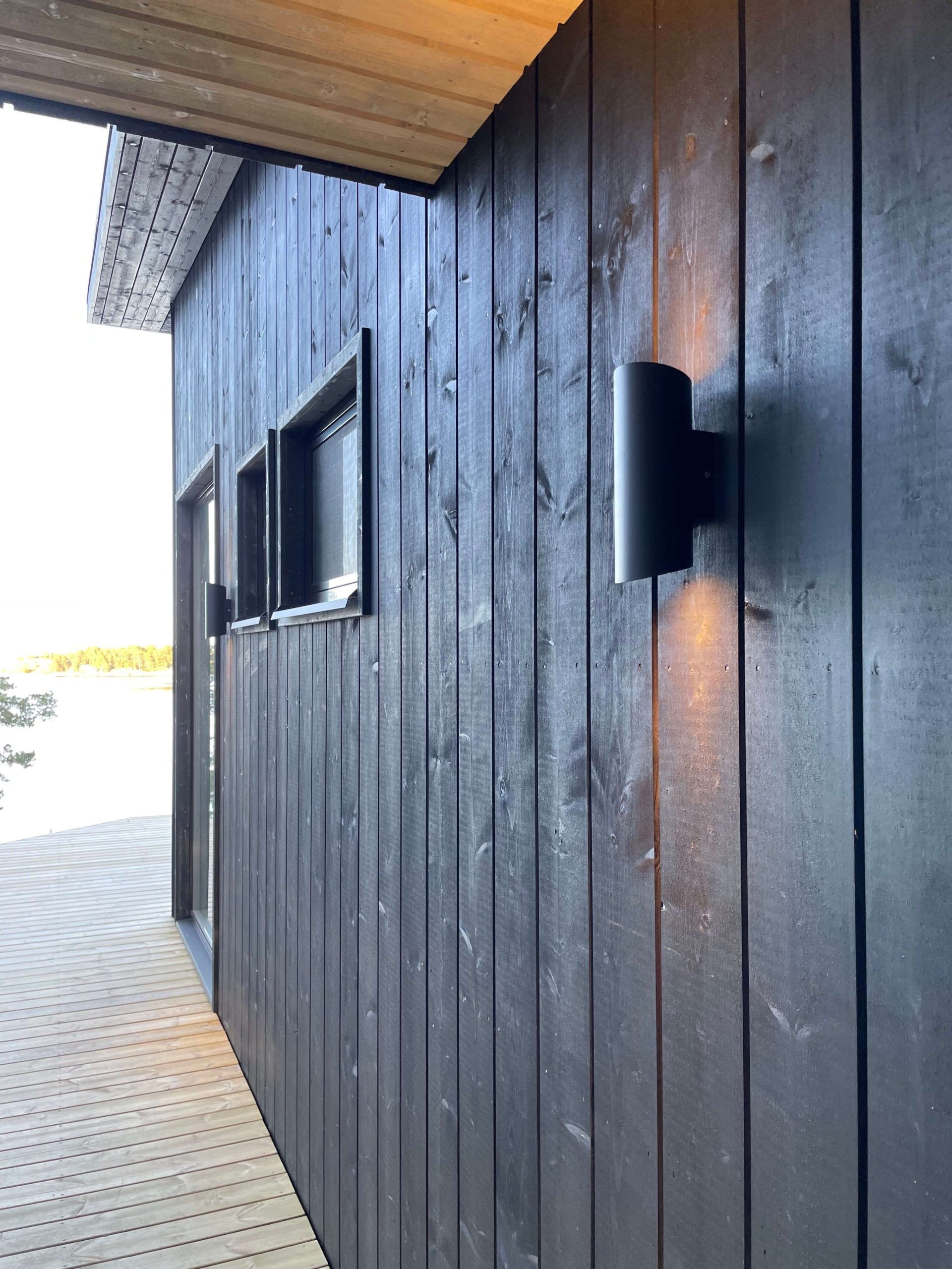 Oblique 2 in outdoor lighting.